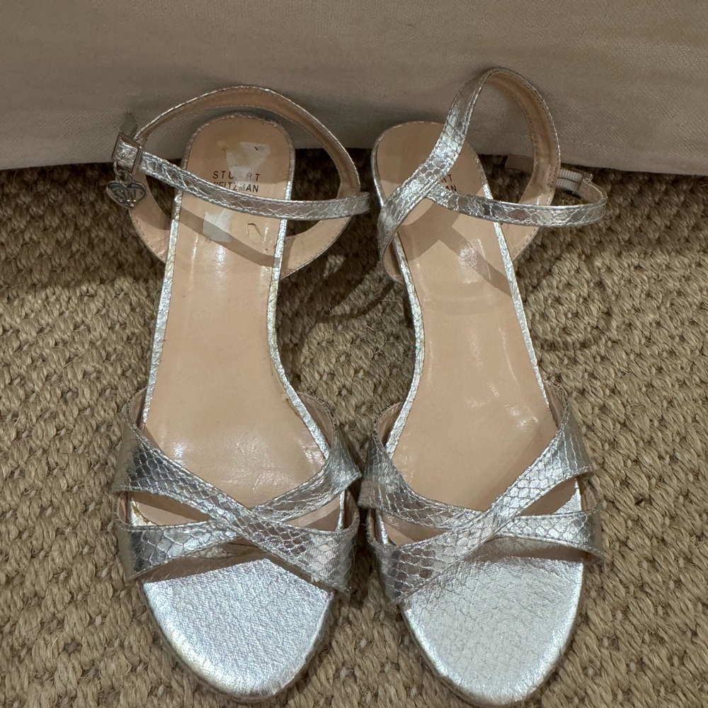 Stuart Weitzman Silver Strappy Sandals.never worn. Size 5.5.heart charm